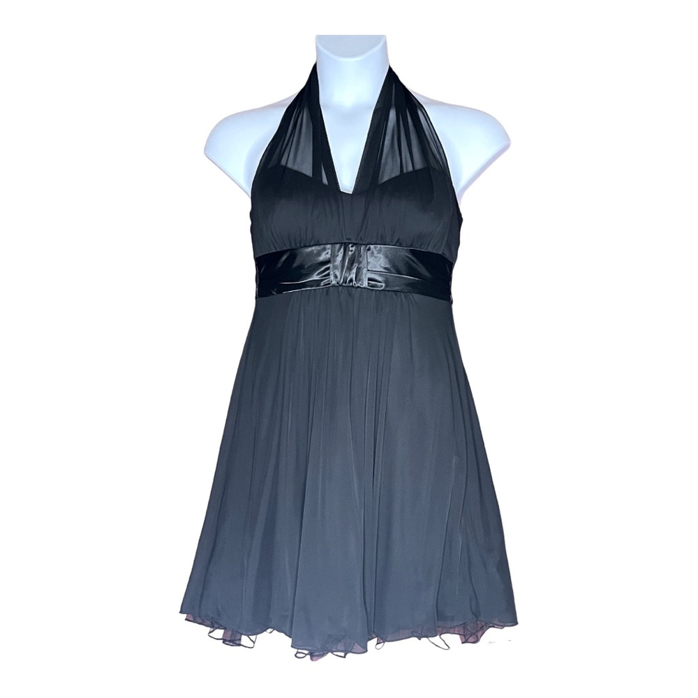 SPEECHLESS black dress. Size large